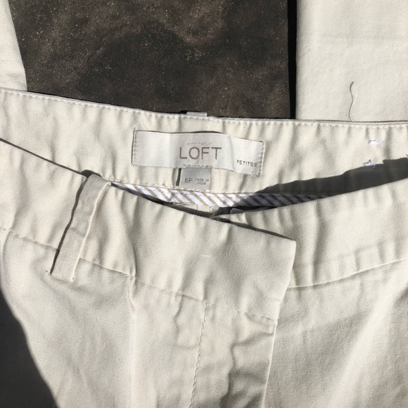 🛍Ann Taylor Loft khakis - Picture 2 of 3